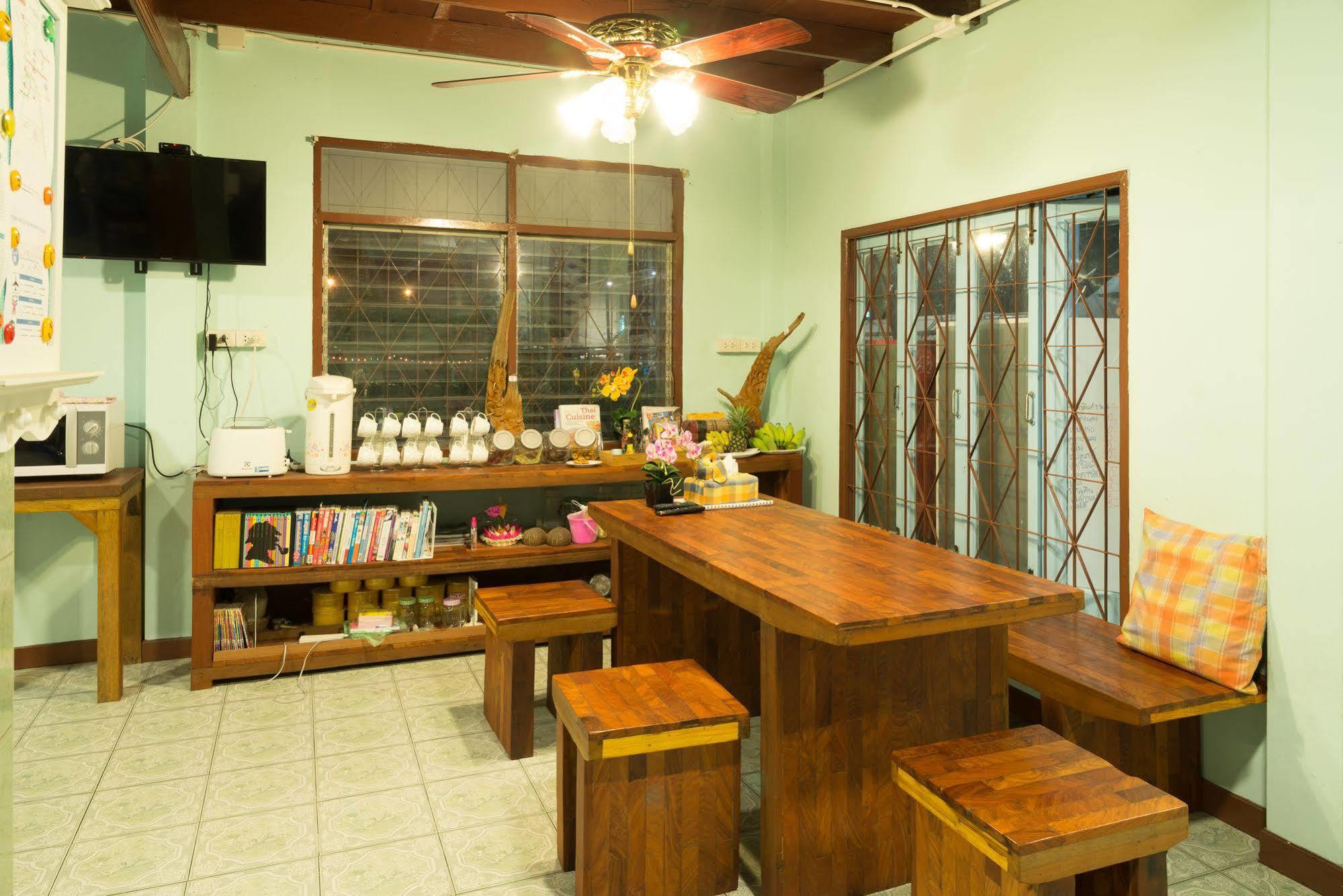 Nty Hostel Near Suvarnabhumi Airport Bangkok Exterior photo