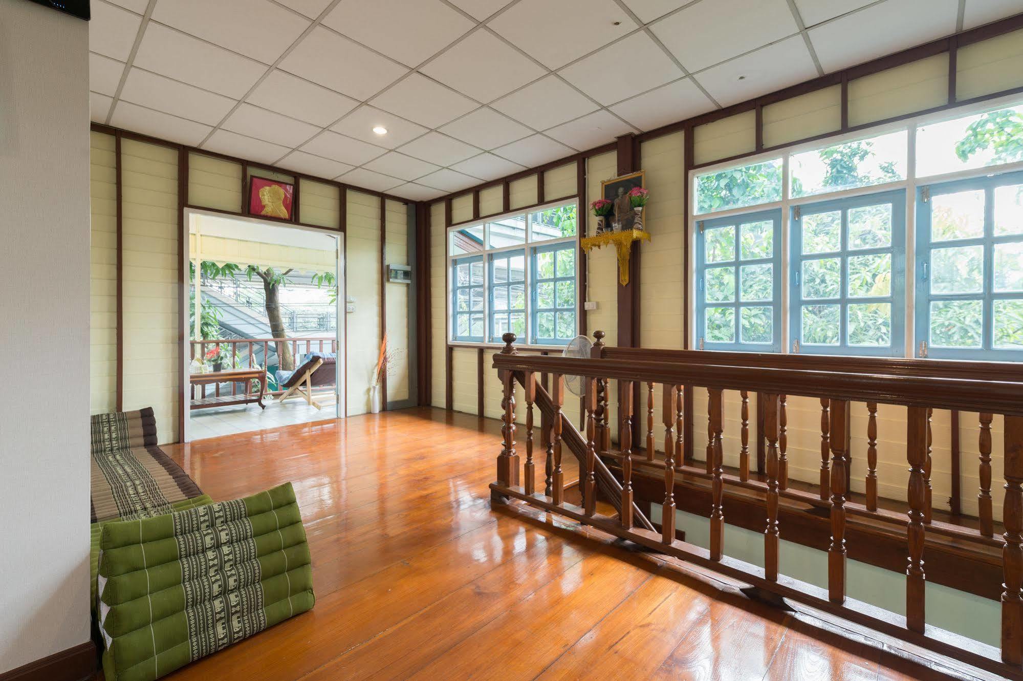 Nty Hostel Near Suvarnabhumi Airport Bangkok Exterior photo